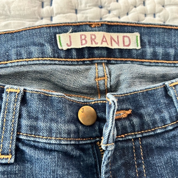 Two pairs of Sz.29 J Brand GUC Jeans (Skinny) - Picture 5 of 11